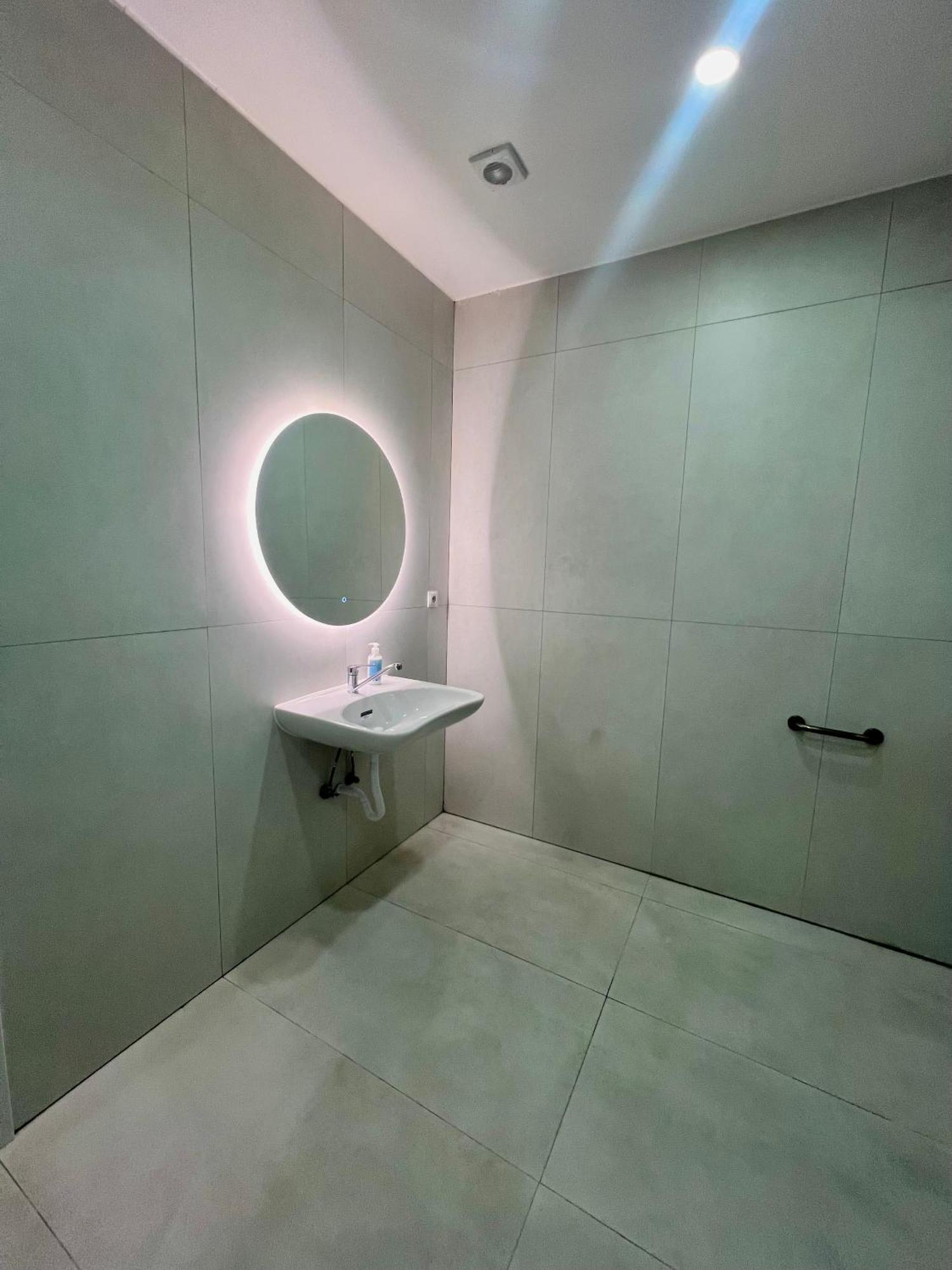 Hostel Oasis 马德里 外观 照片