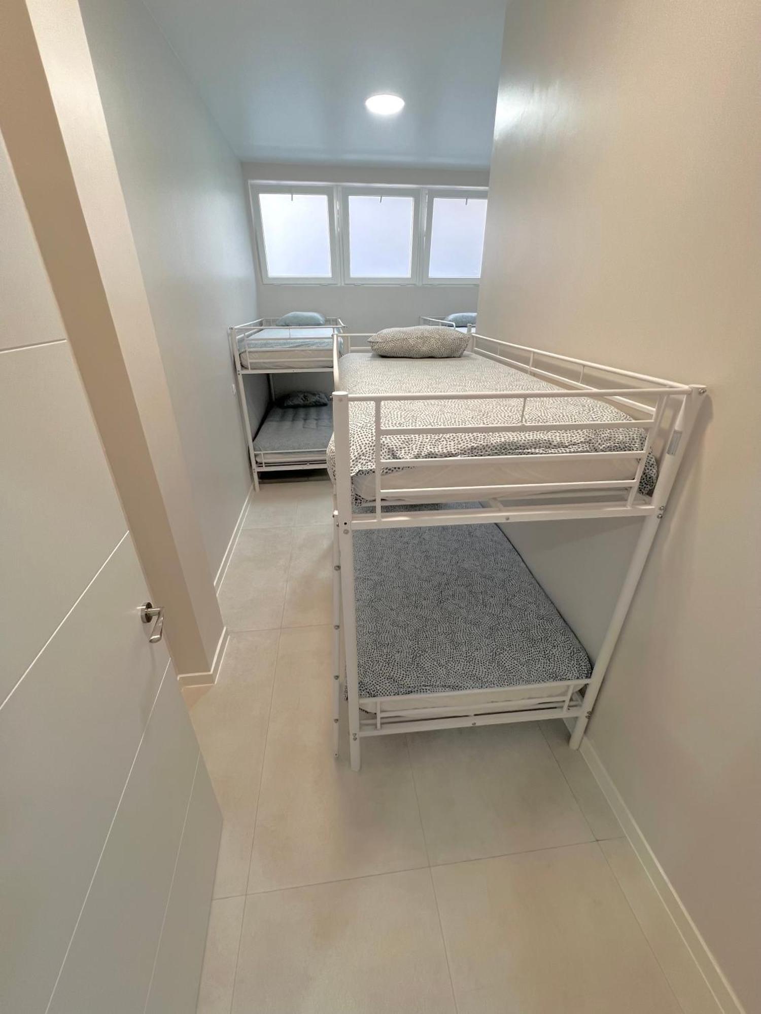 Hostel Oasis 马德里 外观 照片